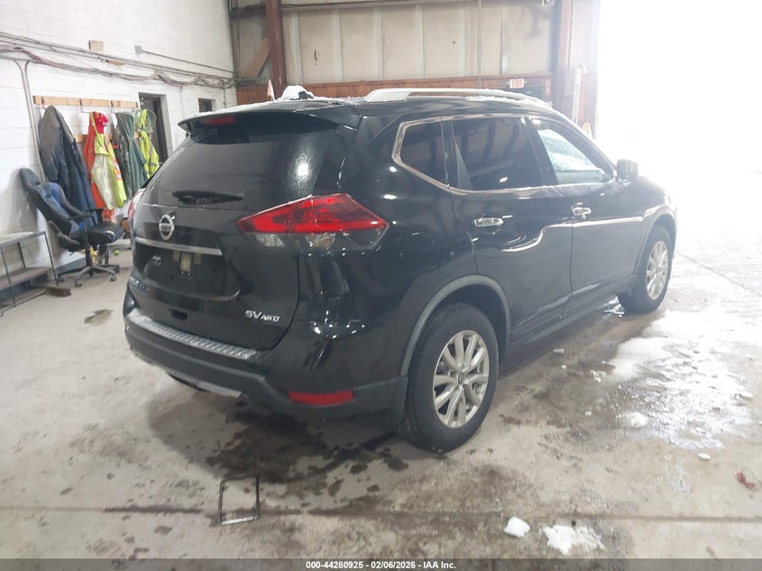 2018 Nissan Rogue Sv