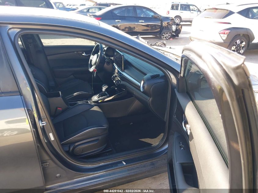 2022 Kia Forte Gt-Line