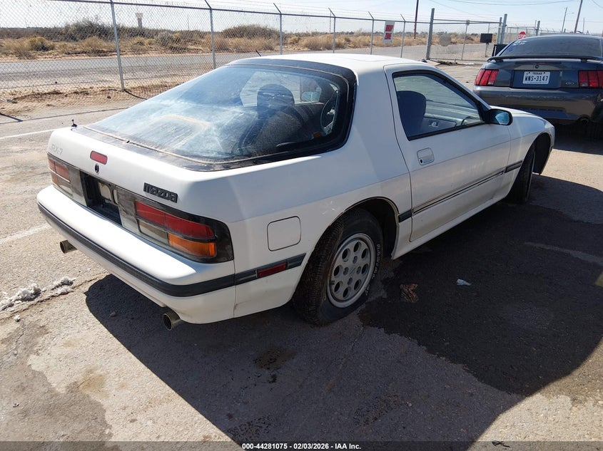 1986 MAZDA RX7 auction photo 4