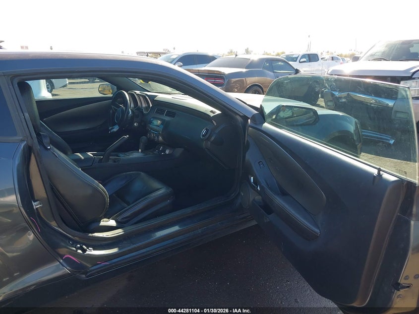 2011 Chevrolet Camaro 2Lt