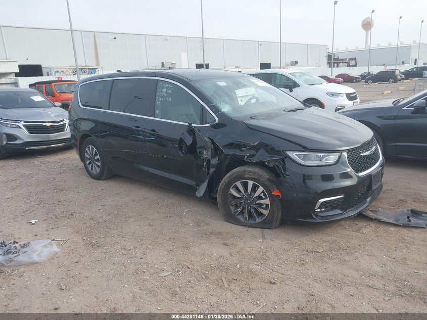 2025 Chrysler Pacifica Hybrid Select