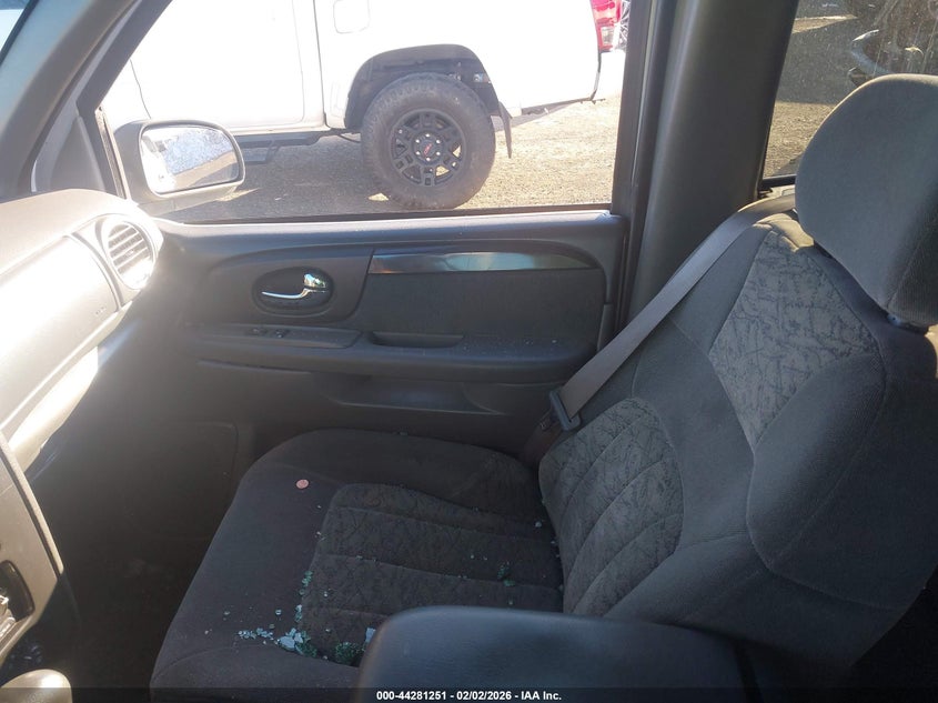 2003 GMC Envoy Xl Sle