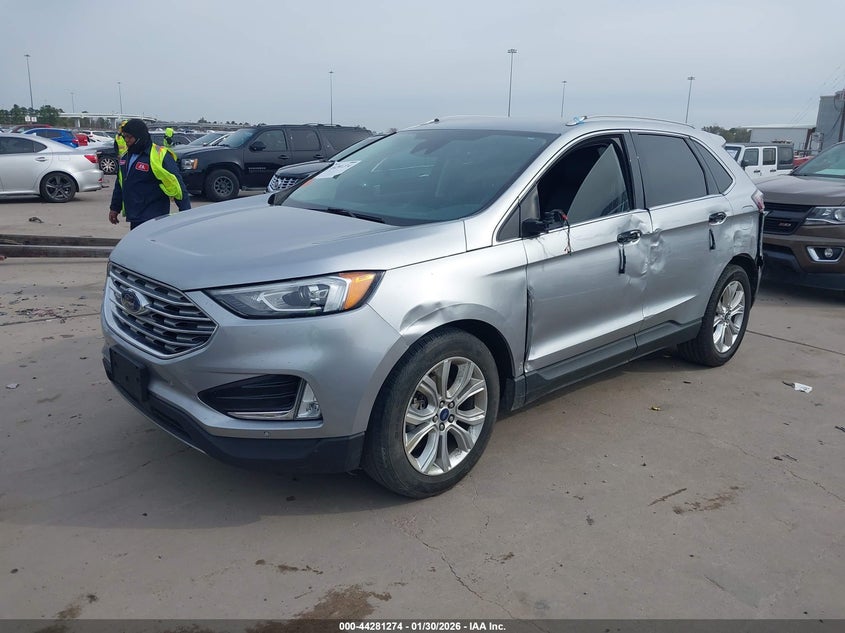 2020 Ford Edge Titanium