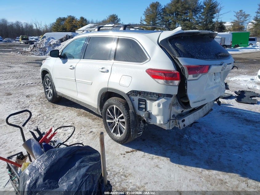 2019 Toyota Highlander Xle