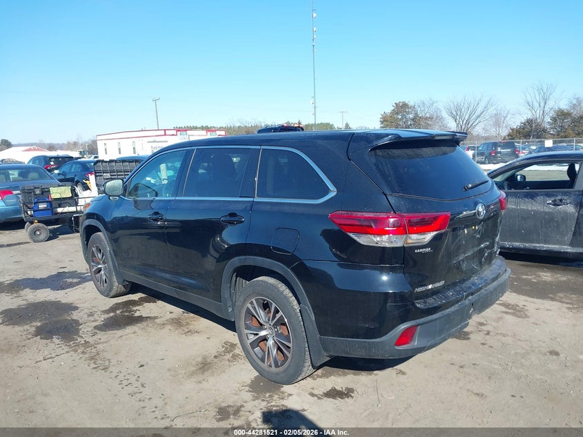2019 Toyota Highlander Le