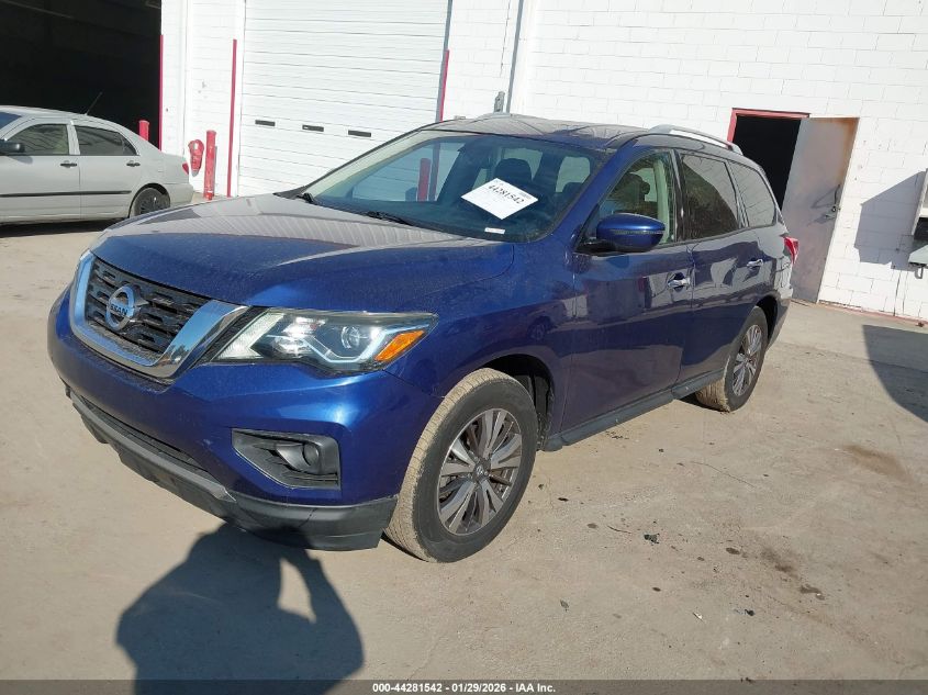 2018 Nissan Pathfinder Sv