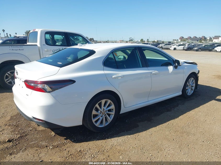 2023 Toyota Camry Le