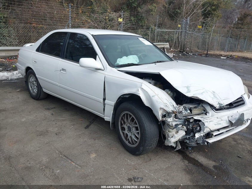 2000 Toyota Camry Le