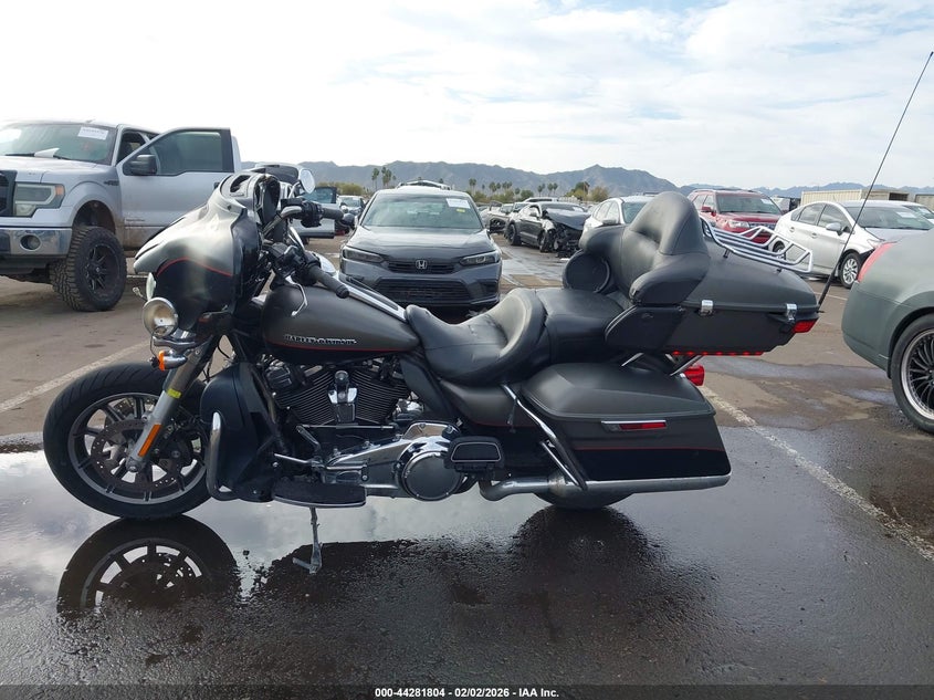 2018 Harley-Davidson Flhtk Ultra Limited VIN: 1HD1KED17JB646431 Lot: 44281804