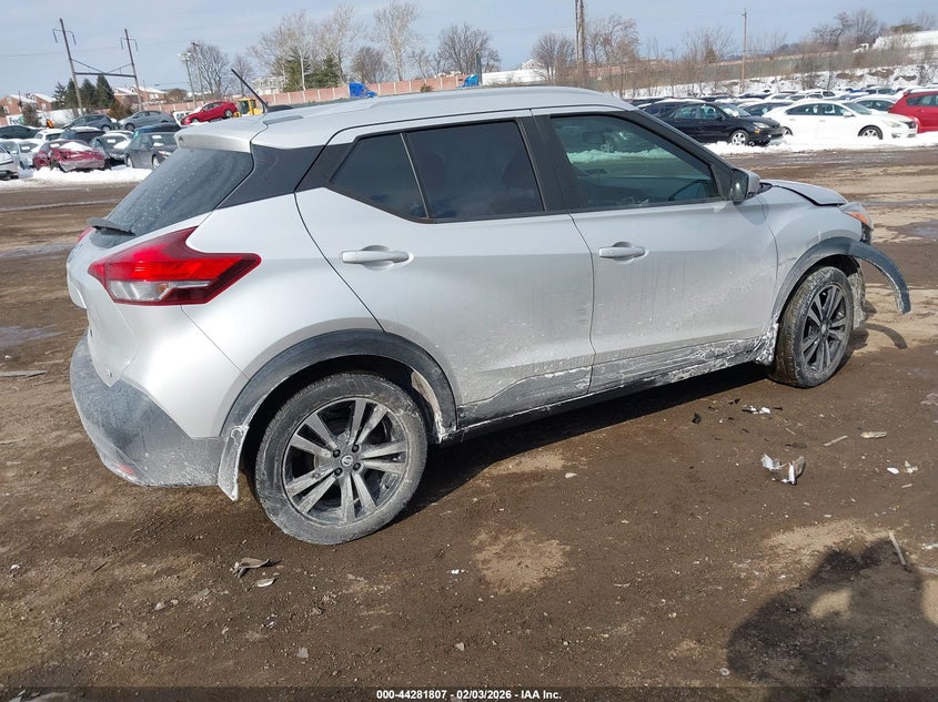 2018 Nissan Kicks Sv