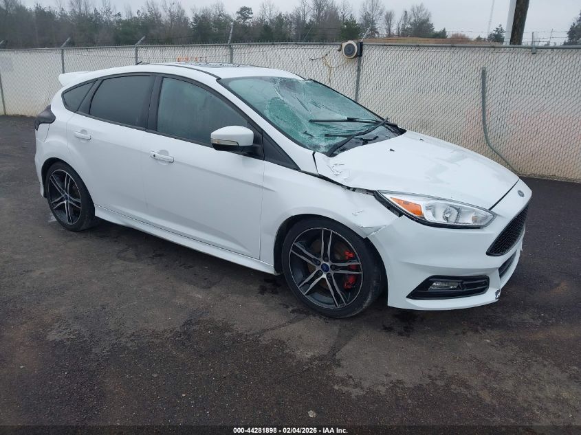 2016 Ford Focus St