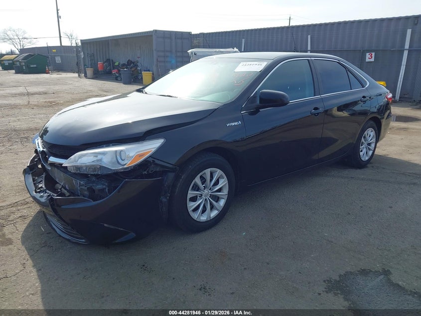 2016 Toyota Camry Hybrid Le
