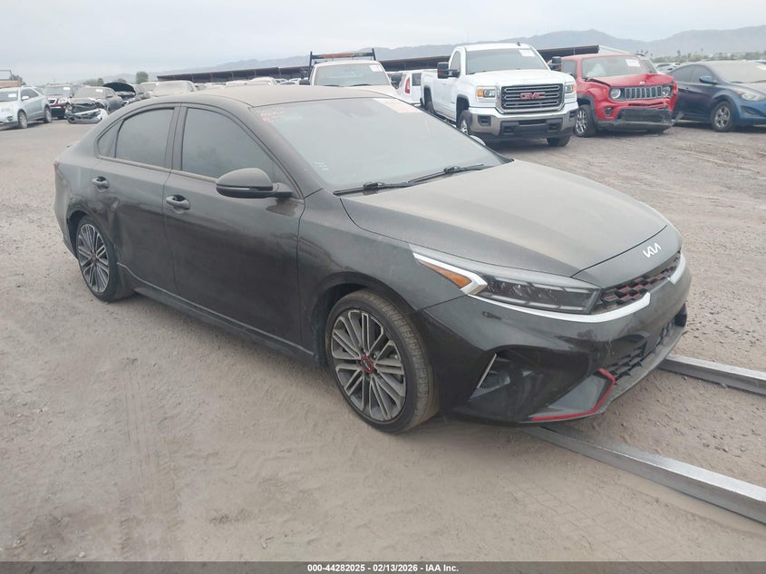 Vin: 3kpf44ac0pe520229, lot: 44778361, kia forte gt 2023 img_1