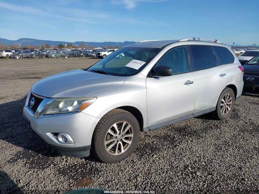 2013 Nissan Pathfinder Sv