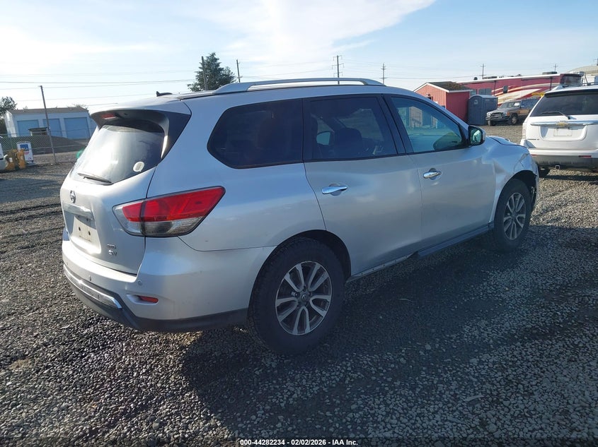 2013 Nissan Pathfinder Sv