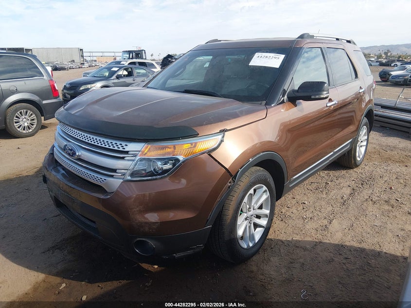1FMHK8D87CGA65530 2012 Ford Explorer 3.5 Xlt brown