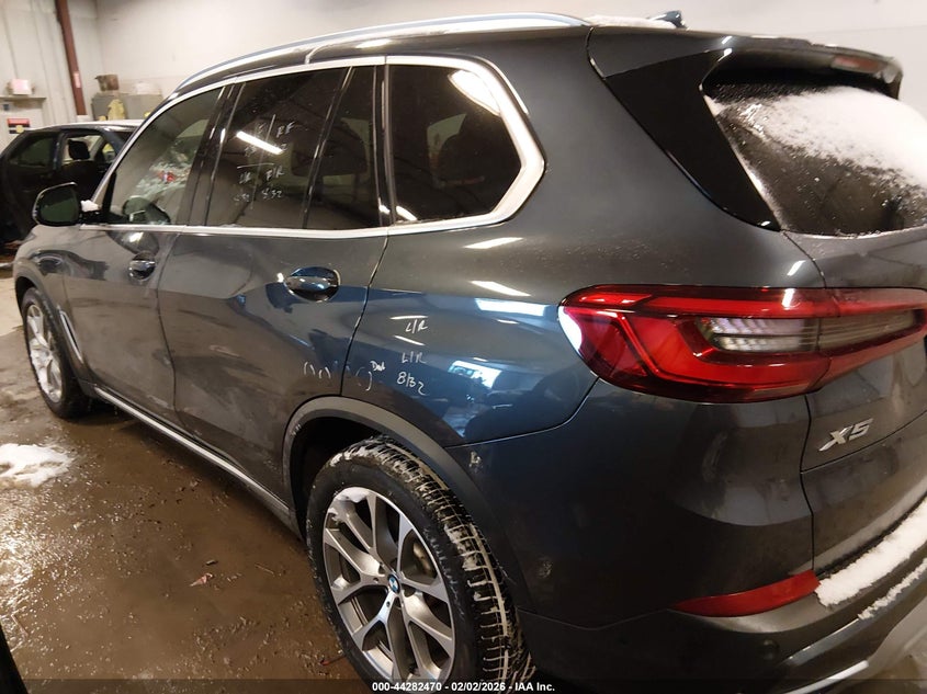 2019 BMW X5 xDrive40I