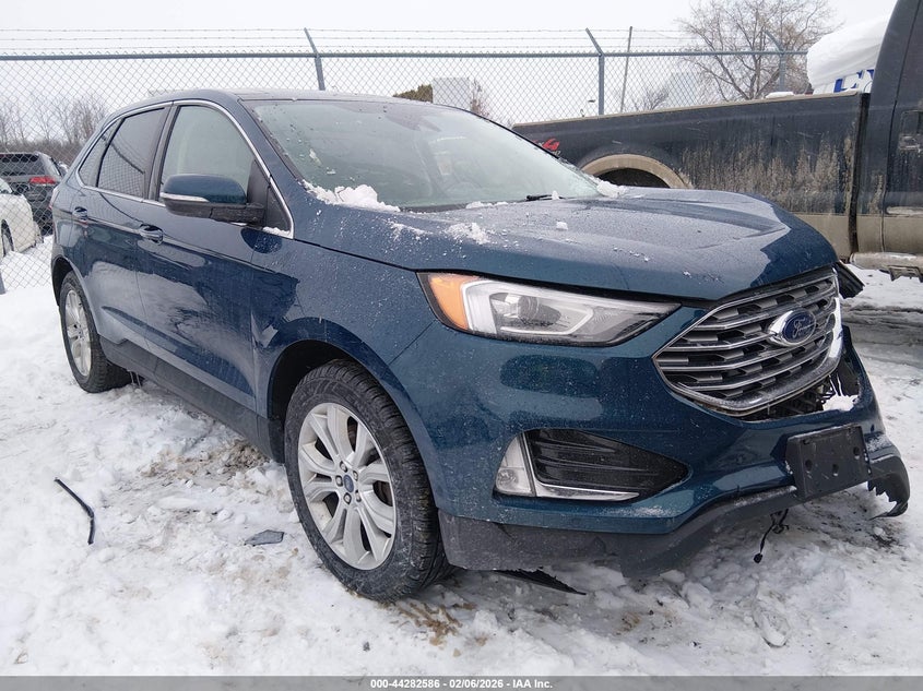 2020 Ford Edge Titanium