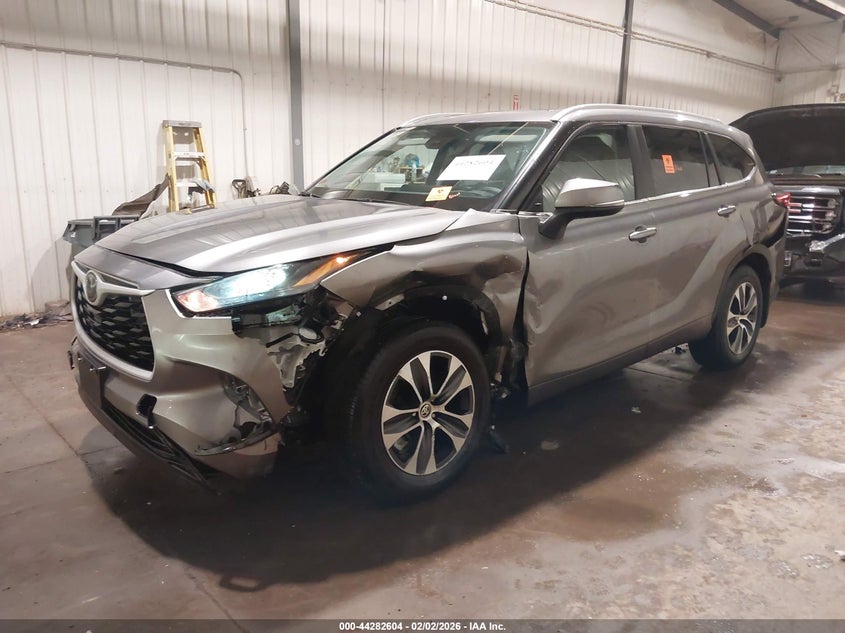 2025 Toyota Highlander Xle