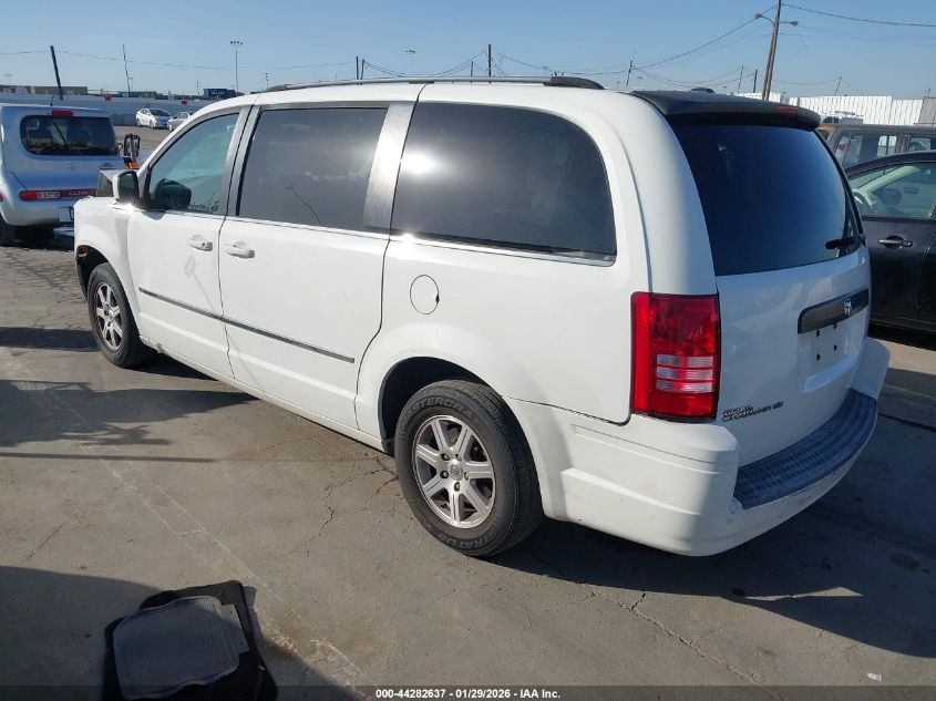 2010 Chrysler Town & Country Touring