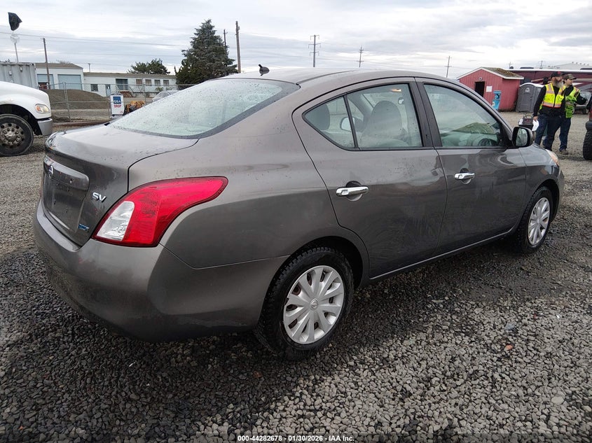 2012 Nissan Versa 1.6 Sv