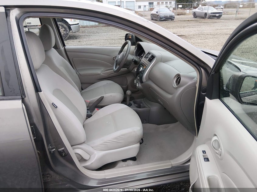 2012 Nissan Versa 1.6 Sv