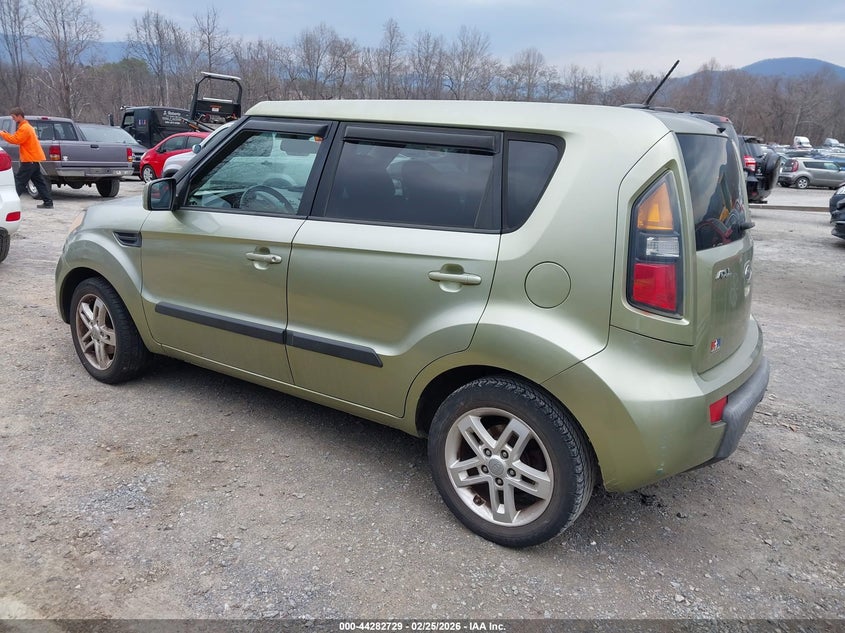2011 Kia Soul +