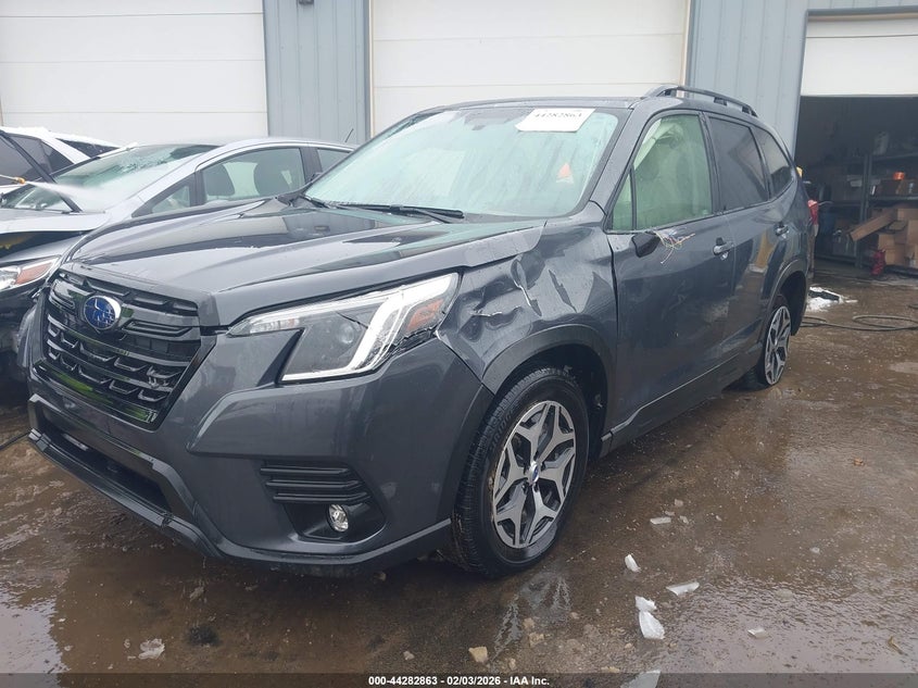 2024 Subaru Forester Premium