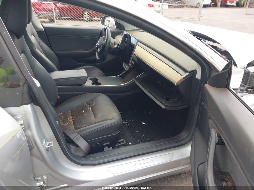 2018 Tesla Model 3 Long Range/Performance