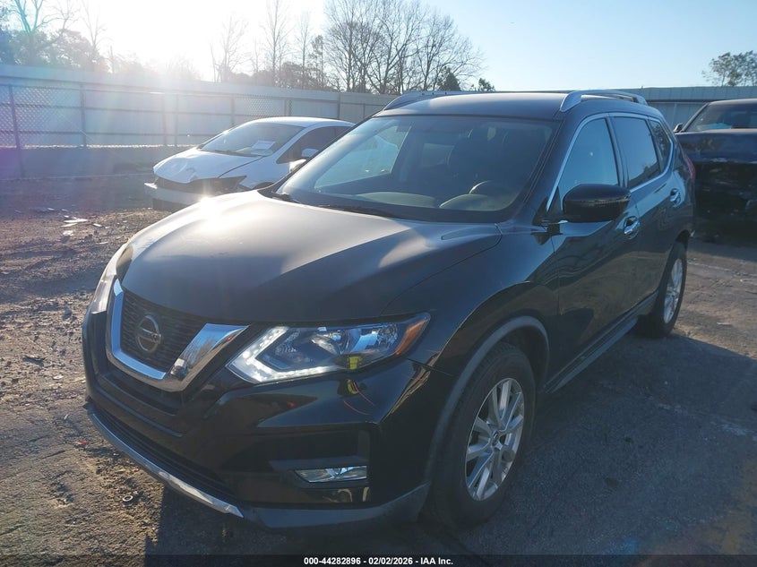 2018 Nissan Rogue Sv