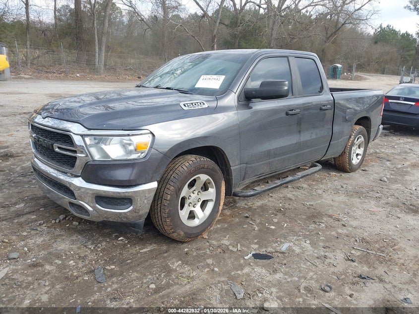 2019 Ram 1500 Tradesman 4X2 6'4 Box