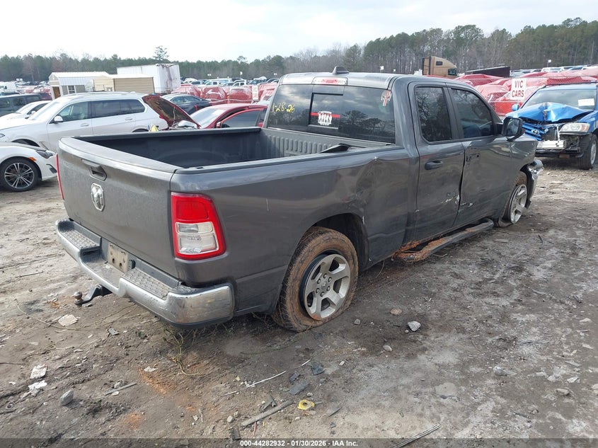2019 Ram 1500 Tradesman 4X2 6'4 Box