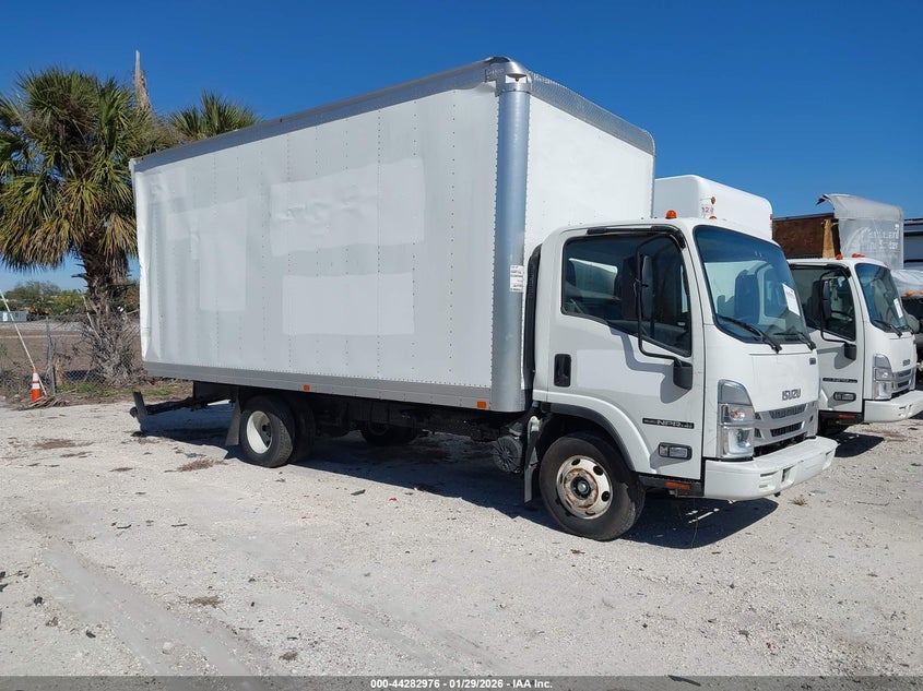 2022 ISUZU NPR HD