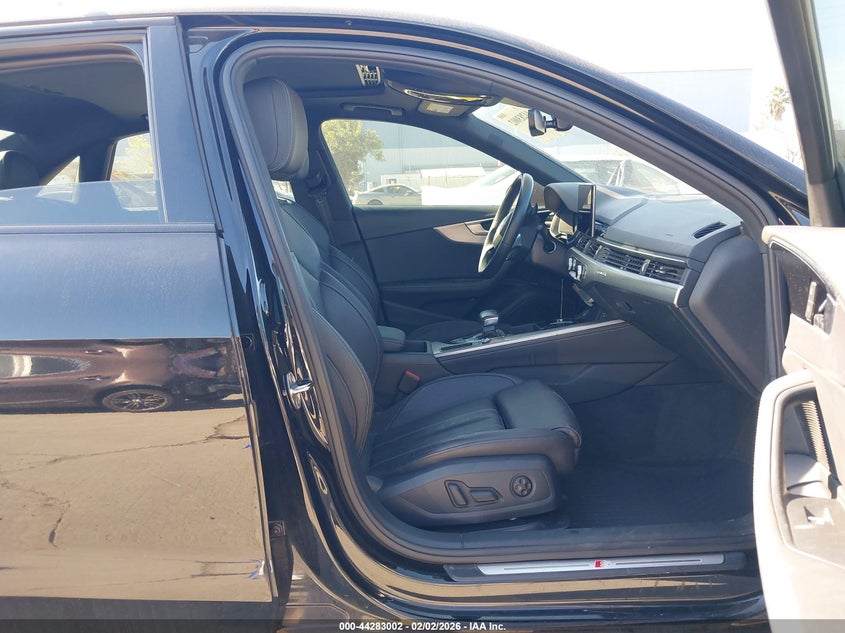 2022 Audi A4 Premium Plus 45 Tfsi S Line Quattro S Tronic