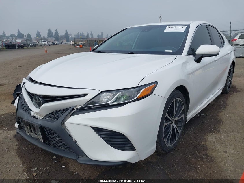2020 Toyota Camry Se