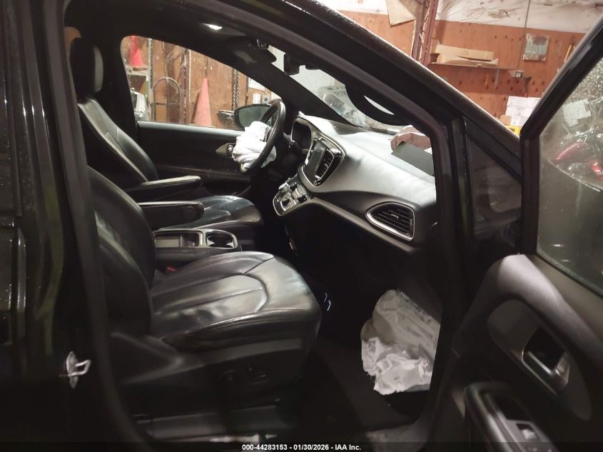 2020 Chrysler Pacifica Awd Launch Edition