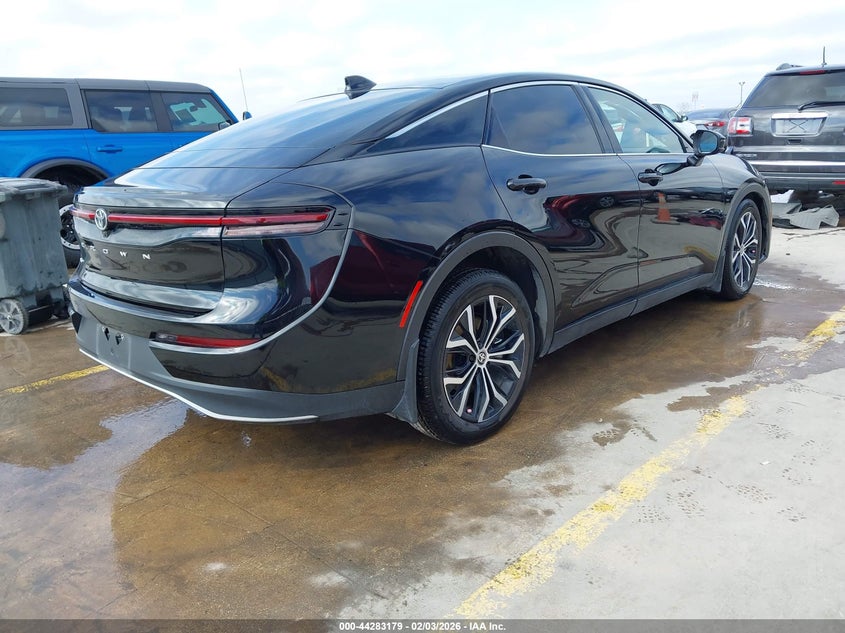 2023 Toyota Crown Xle