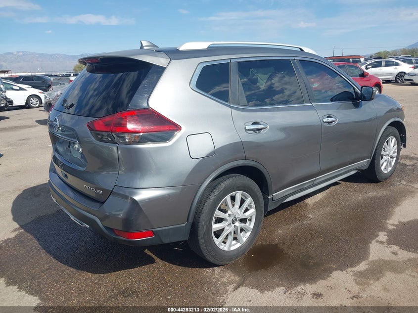 2018 Nissan Rogue Sv