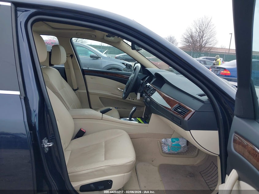 2010 BMW 528I xDrive