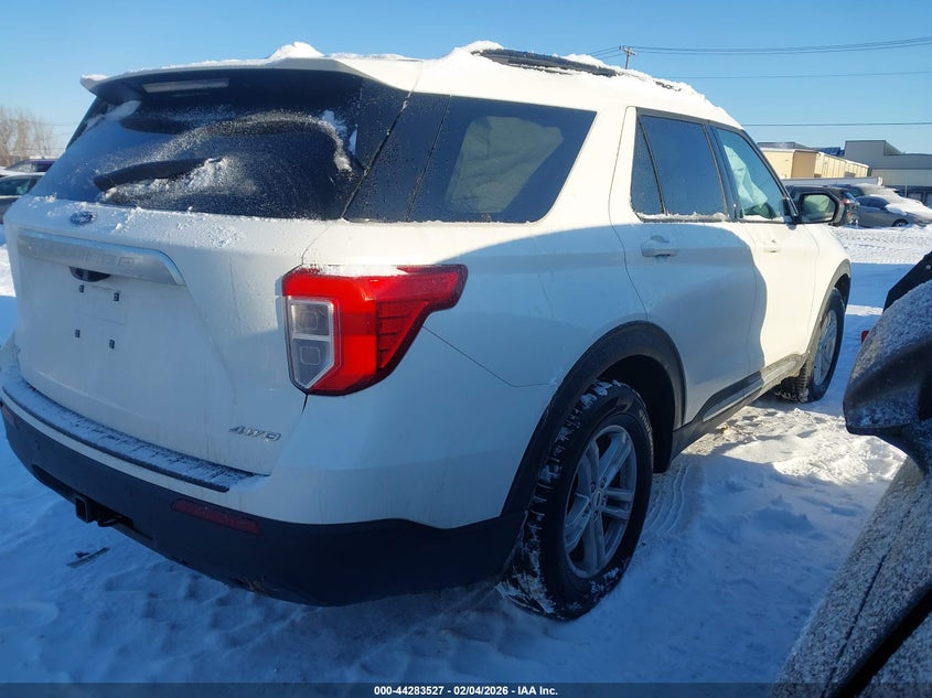 2023 Ford Explorer Xlt