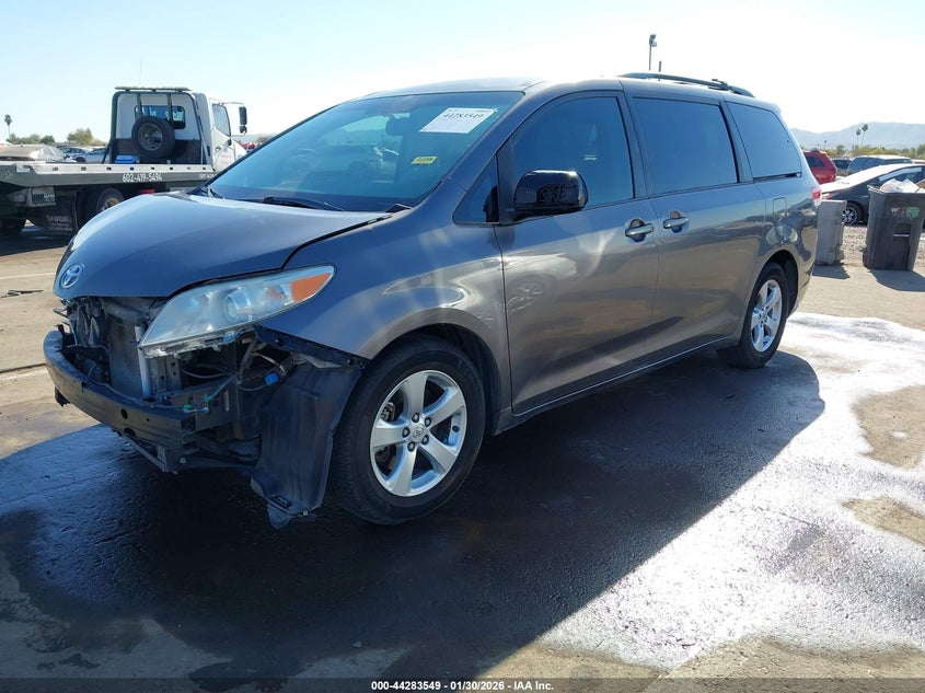 2011 Toyota Sienna Le V6