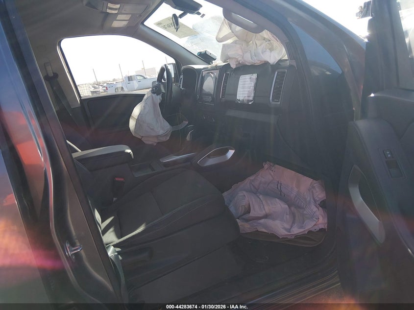 2024 NISSAN FRONTIER auction photo 5