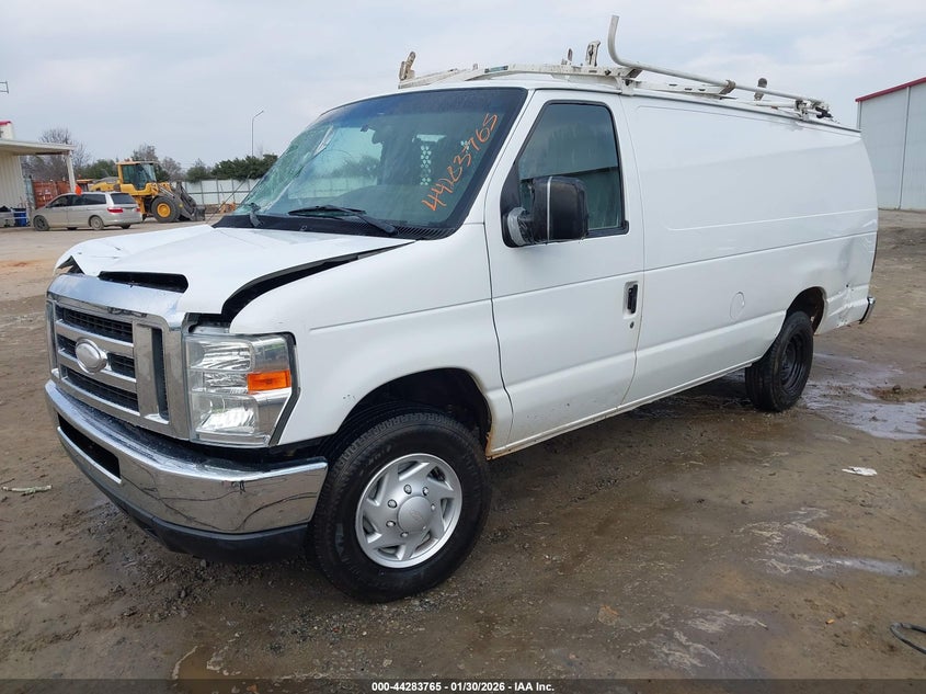 2014 Ford E-350 Super Duty Commercial