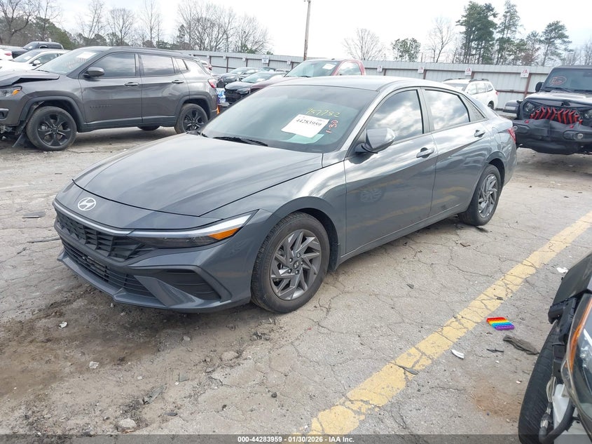 2024 Hyundai Elantra Sel