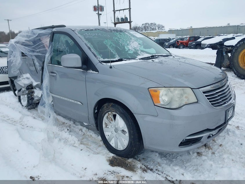 2013 Chrysler Town & Country Touring