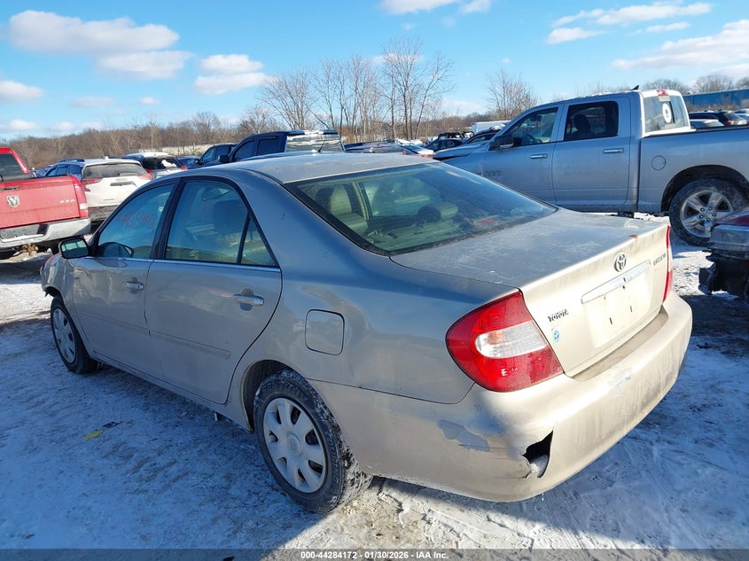 2004 Toyota Camry Le