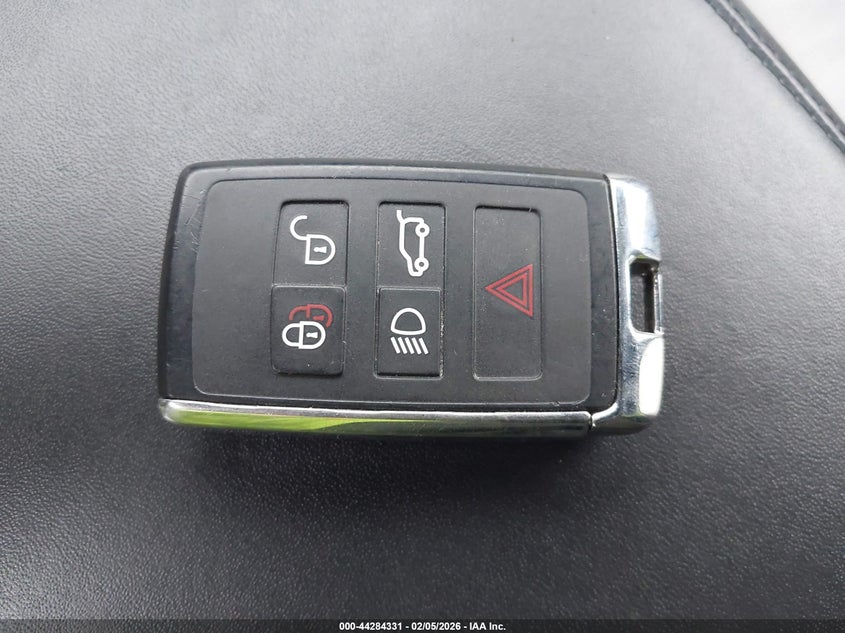 2018 Land Rover Range Rover Sport Svr VIN: SALWZ2SE6JA189388 Lot: 44284331