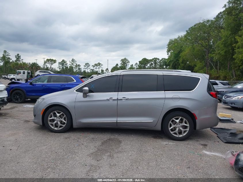 2017 Chrysler Pacifica Touring-L Plus VIN: 2C4RC1EG7HR506355 Lot: 44284413