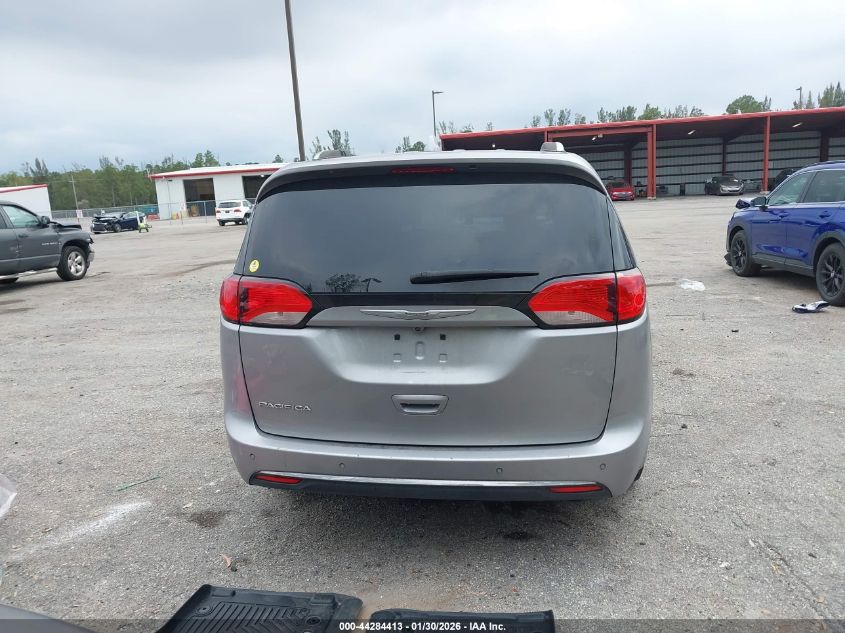 2017 Chrysler Pacifica Touring-L Plus VIN: 2C4RC1EG7HR506355 Lot: 44284413