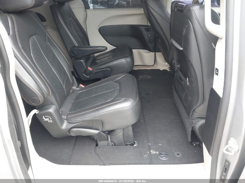 2017 Chrysler Pacifica Touring-L Plus VIN: 2C4RC1EG7HR506355 Lot: 44284413